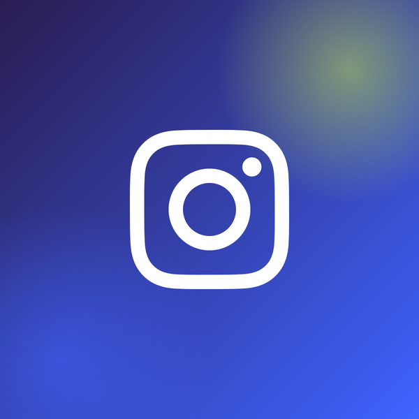 Commenti Instagram Italiani — icona su gradiente influmedia