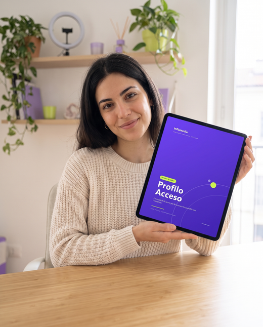 Guida influmedia letta su telefono o tablet
